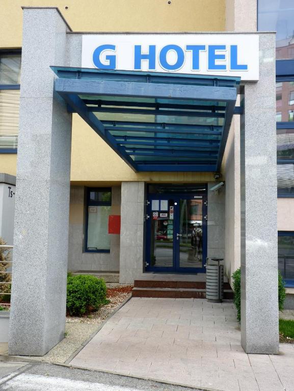 Garni G Hotel บราติสลาวา ภายนอก รูปภาพ